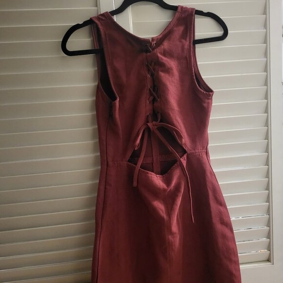 Mini Red/Brown Box Dress Hollister Size 1 - Picture 3 of 5